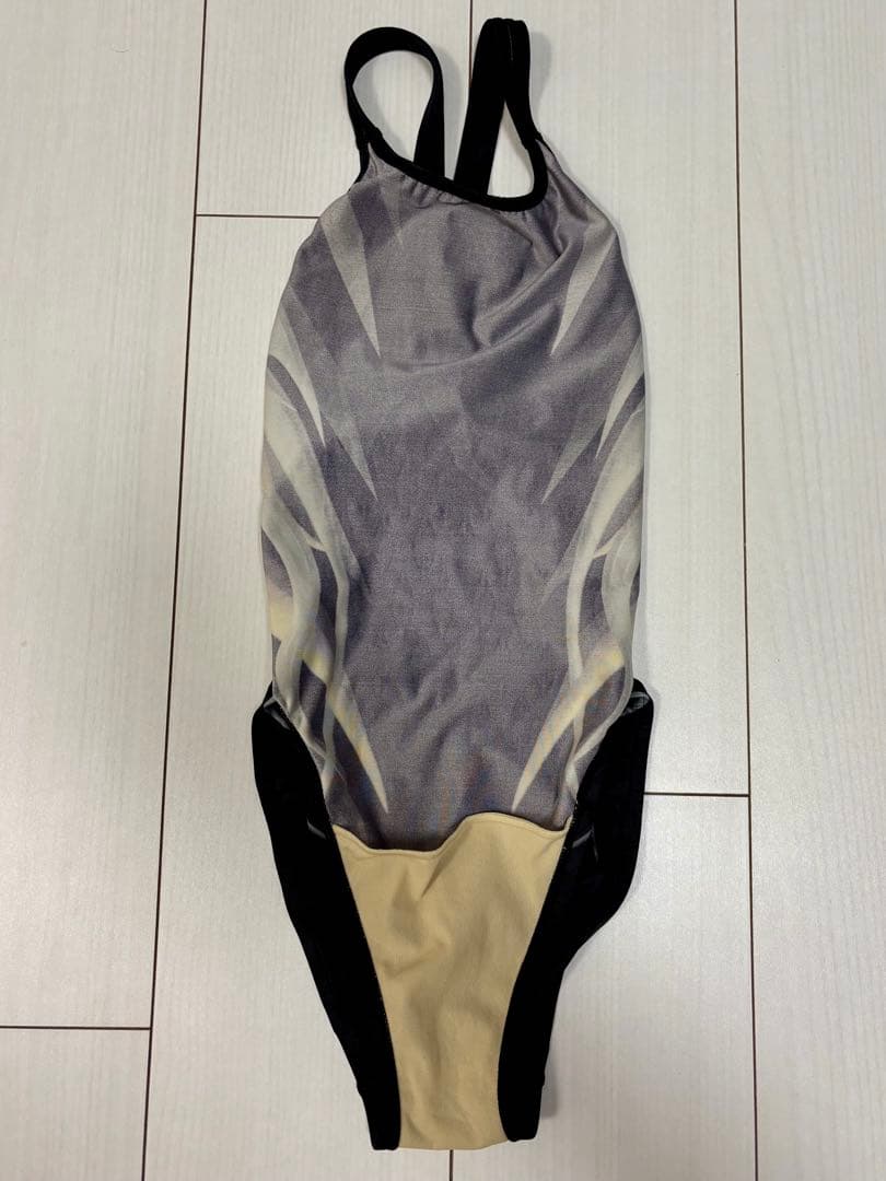 ミズノ　競泳水着　マイティライン