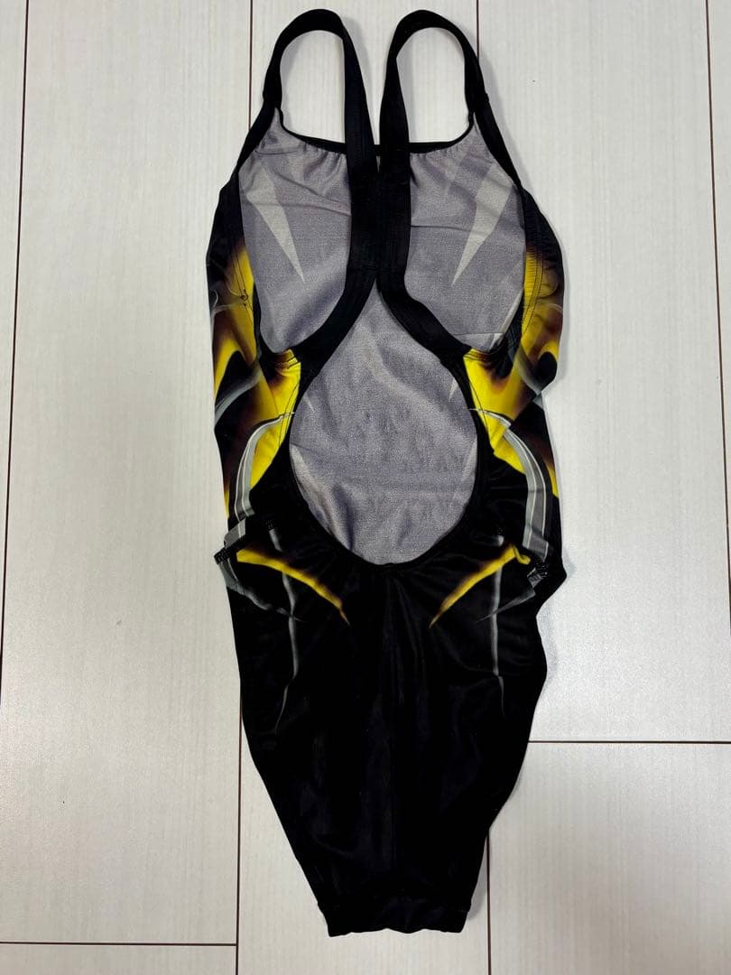 ミズノ　競泳水着　マイティライン