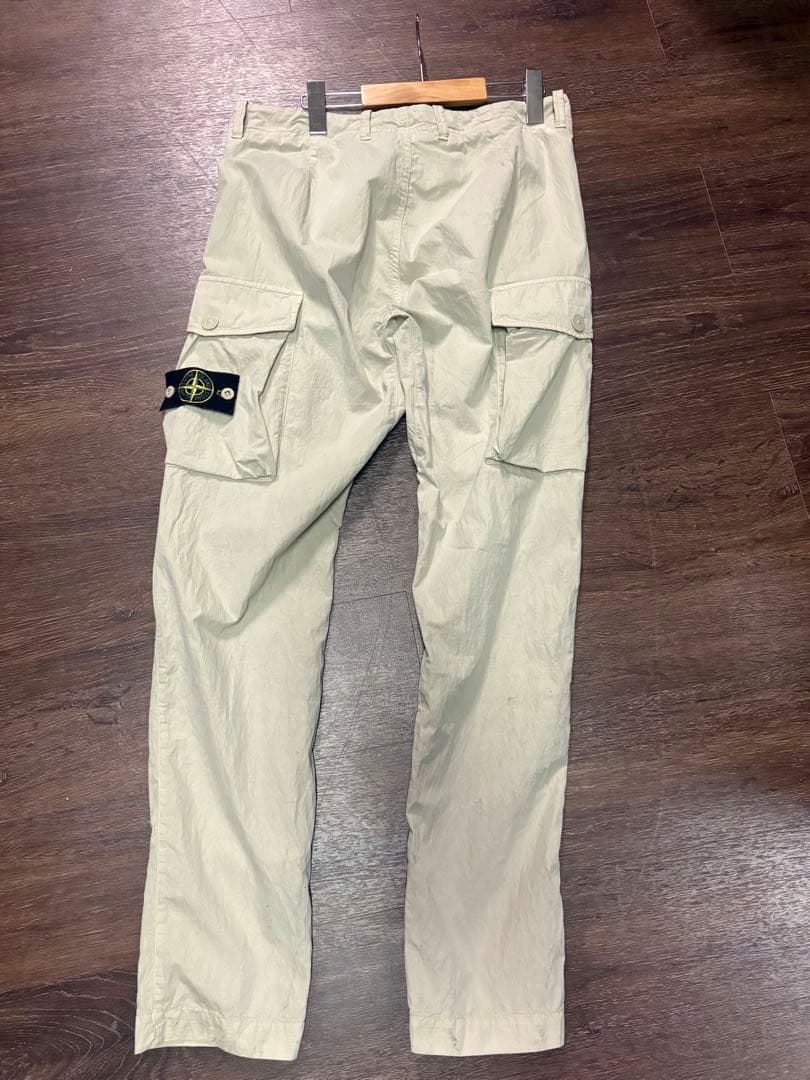 ストーンアイランド　ナイロン　パンツ　クリーム　アイボリー