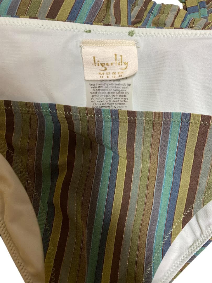 【Tigerlily 】新品未着用 セパレート 水着 ビキニ オーストラリア　夏
