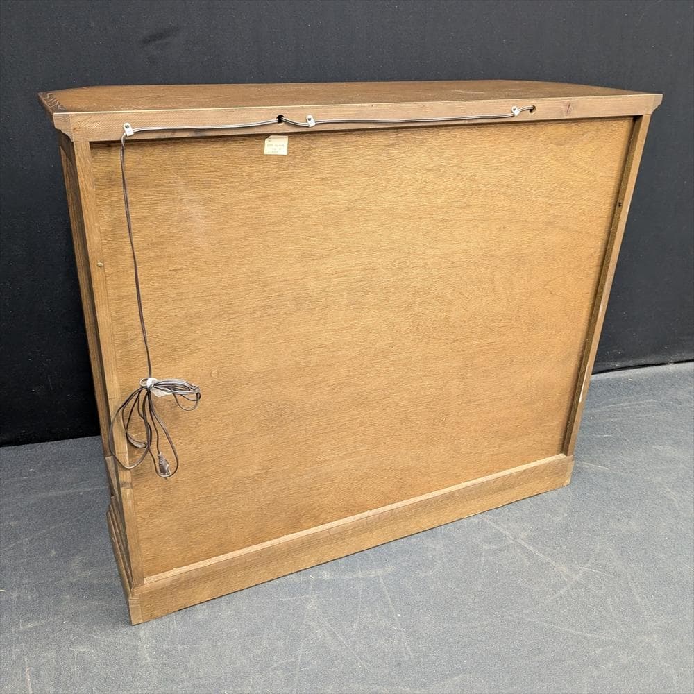 美品　北海道 旭川家具　日光産業　照明付　サイドボード　飾り棚　キャビネット