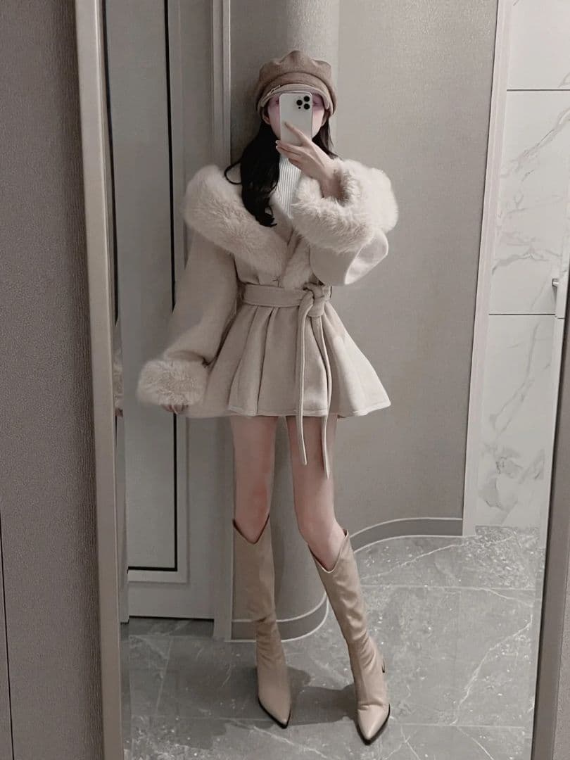 新品タグ付♥️Darich ダーリッチ ウエストベルトプリンセスラインコート