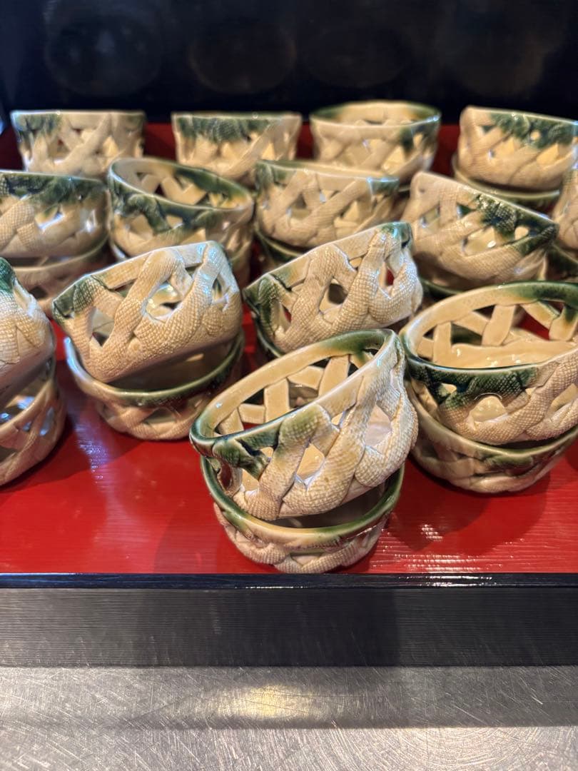 おまとめ陶器製　小鉢　籠目　15個セットとお椀10個