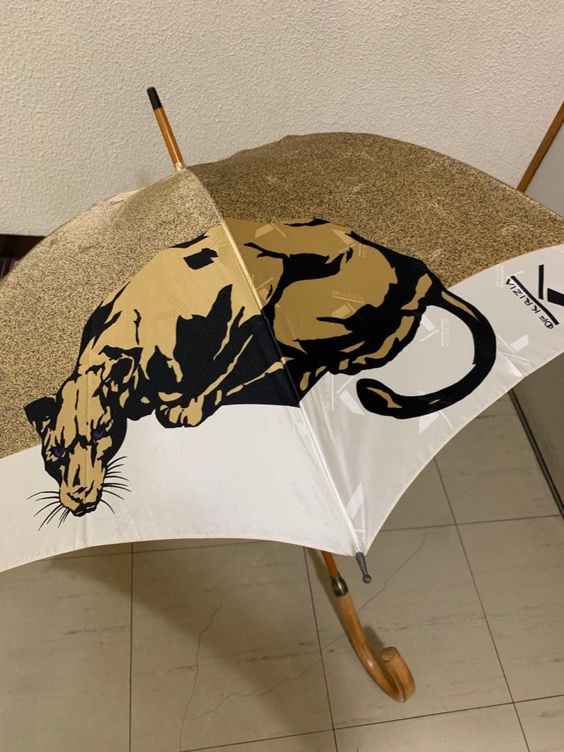 超美品KofKRIZIA豹ヒョウ柄長傘ゴールド超大判高級オーロラ雨傘強力撥水加工