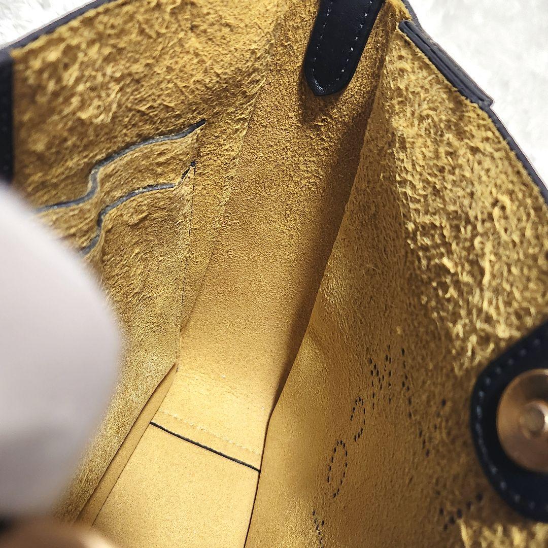 パンチングロゴ レザー ブラック ショルダーバッグ ステラマッカートニー