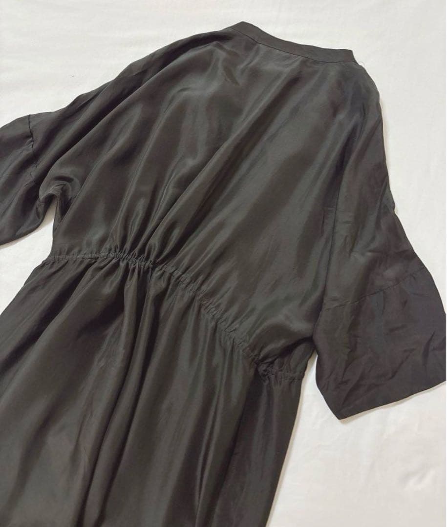 名品　完売【YORK.】定価6.5万円 羽二重 絹 Habutaeオールインワン