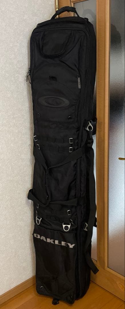 OAKLEY オークリー　スノーボードケース　キャスター　大容量