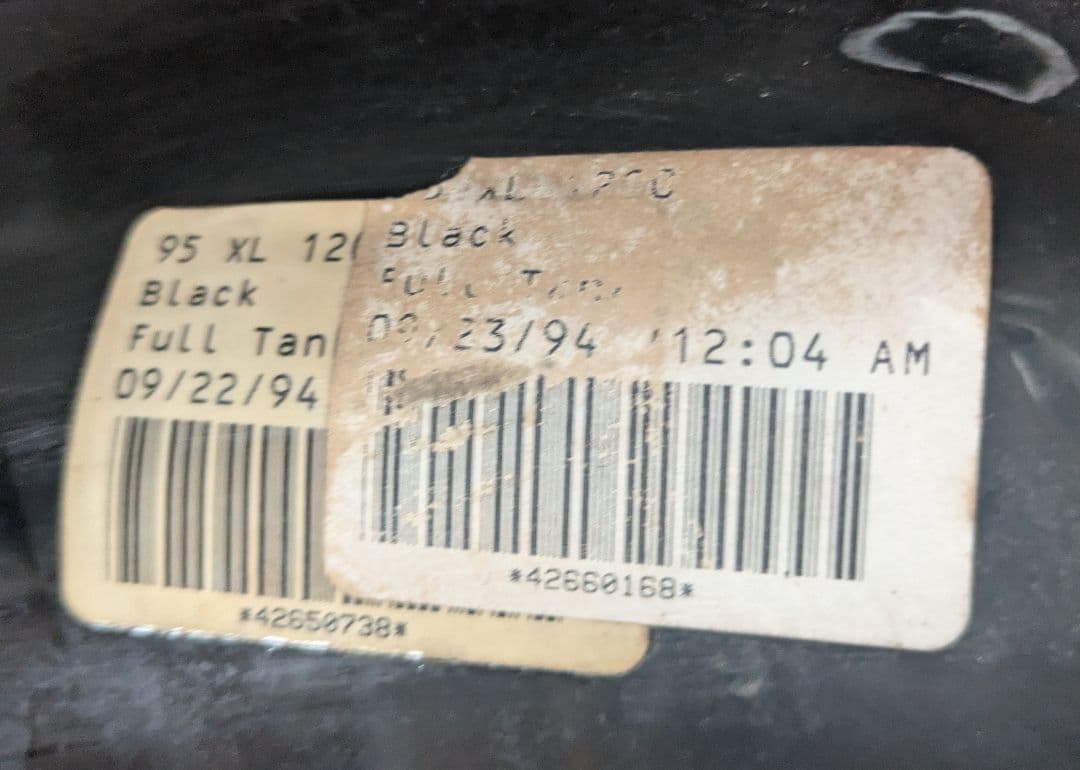 95　XL1200 左コック　スポーツスター　タンク