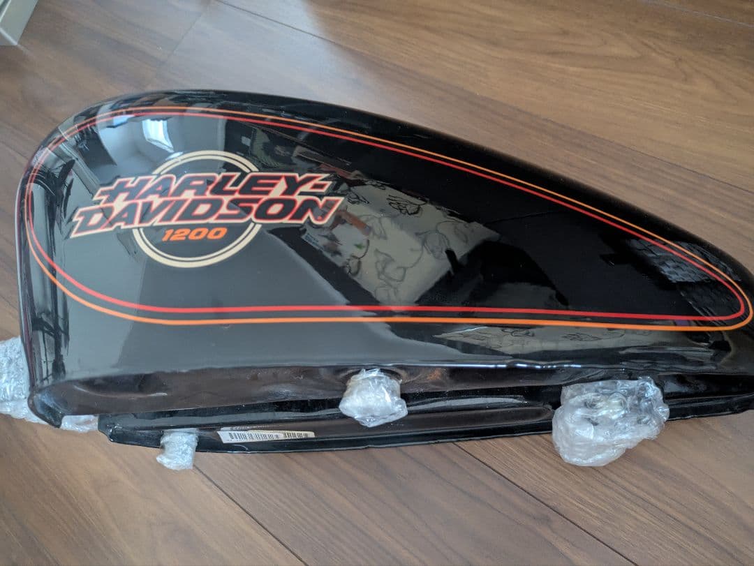 95　XL1200 左コック　スポーツスター　タンク