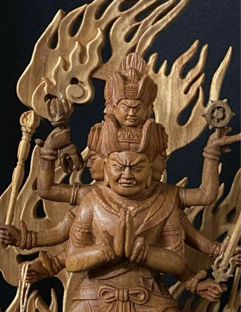 総ケヤキ材　仏教工芸品　木彫仏像　最高級品　仏師手仕上げ品　大元帥明王立像