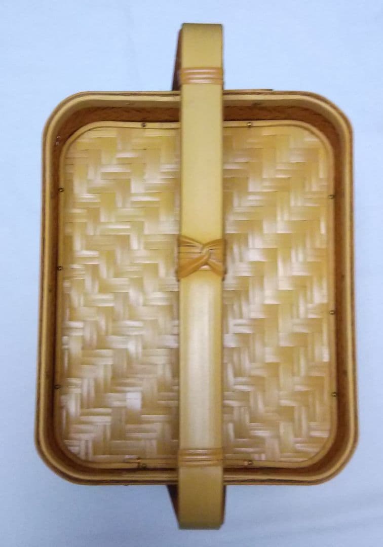 【鹿児島県】おかべかご 三段 竹かご