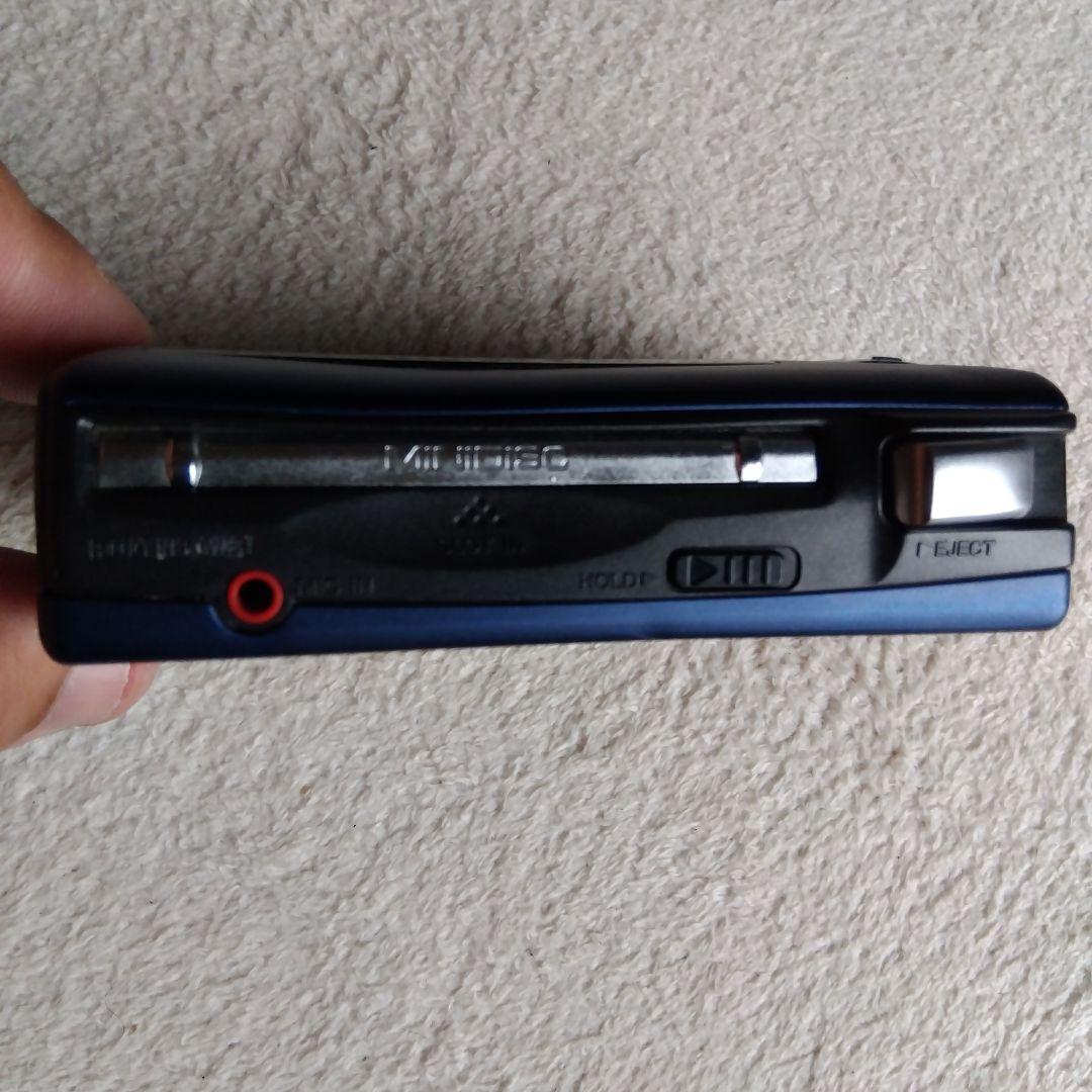 KENWOOD ポータブルMDレコーダー DMC-F5R（中古品）の出品です。