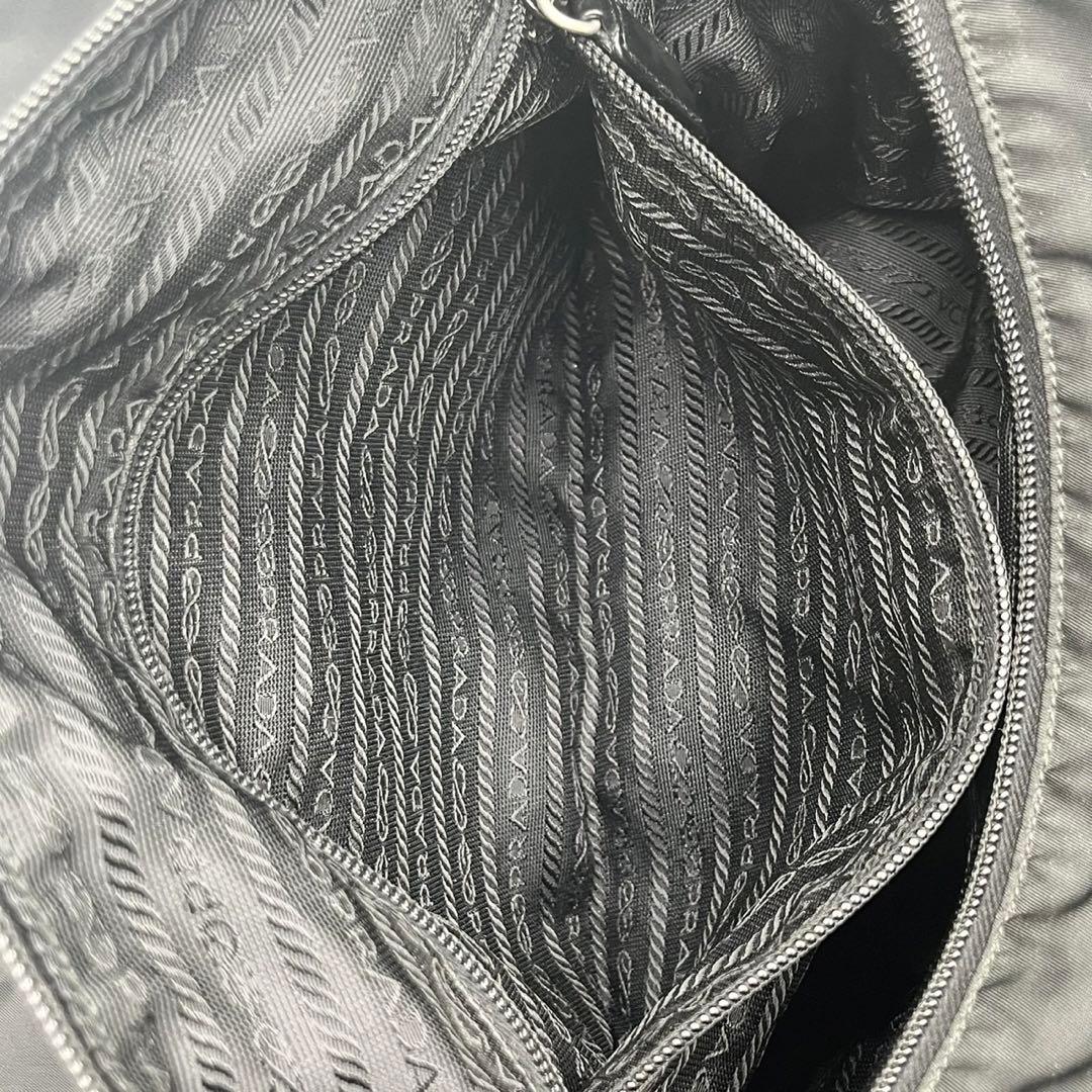 プラダ　メッセンジャーバッグ　ポコノ　テスート　ショルダー　24102101