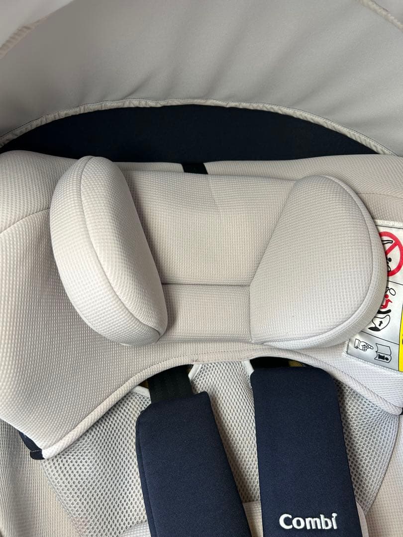 コンビ クルムーヴ スマート Light ISOFIX 新生児 チャイルドシート
