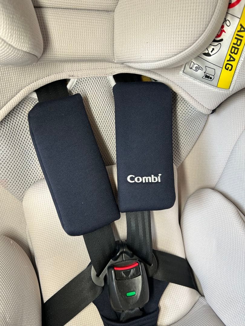 コンビ クルムーヴ スマート Light ISOFIX 新生児 チャイルドシート