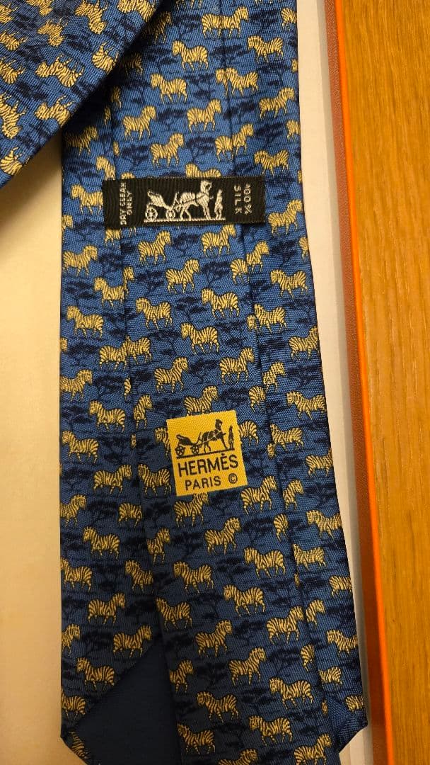 【新品未使用】HERMES シマウマ柄 シルクネクタイ