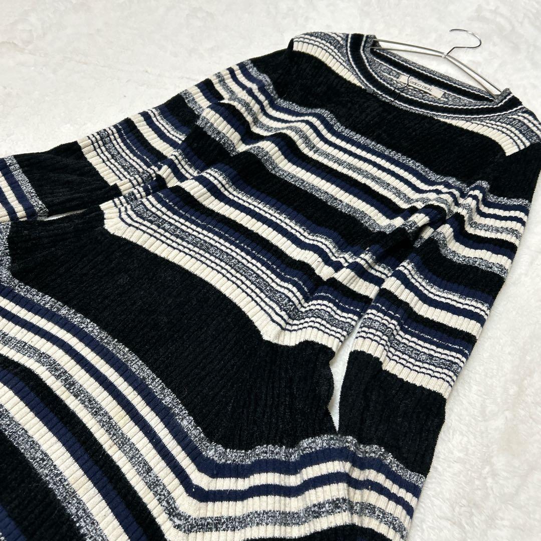 ココディール　マルチボーダーフレアニットワンピース