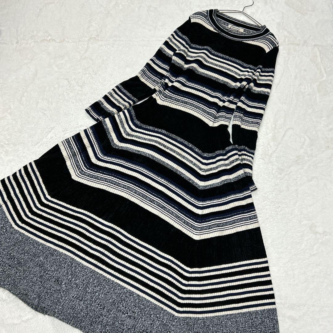 ココディール　マルチボーダーフレアニットワンピース