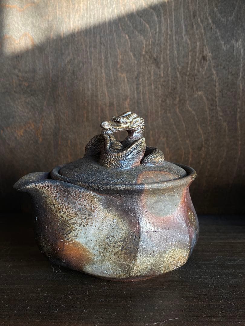 備前焼　龍宝瓶　木箱と陶歴付き