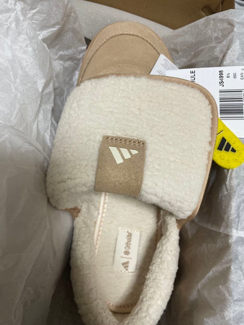 韓国限定》日本未発売adidasグランドコートミュールボア サンダル24cm