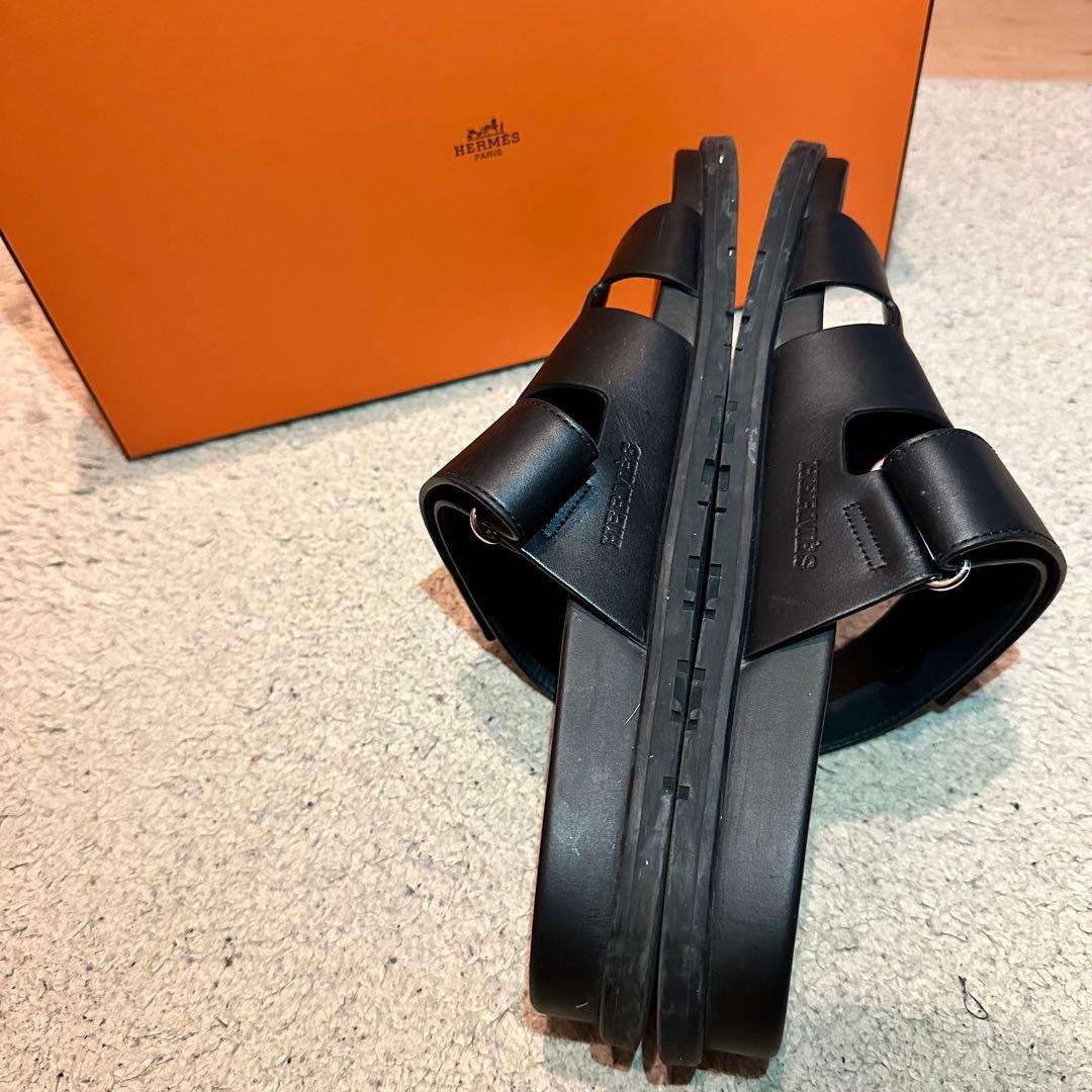 HERMES ブラック サンダル シプレ44
