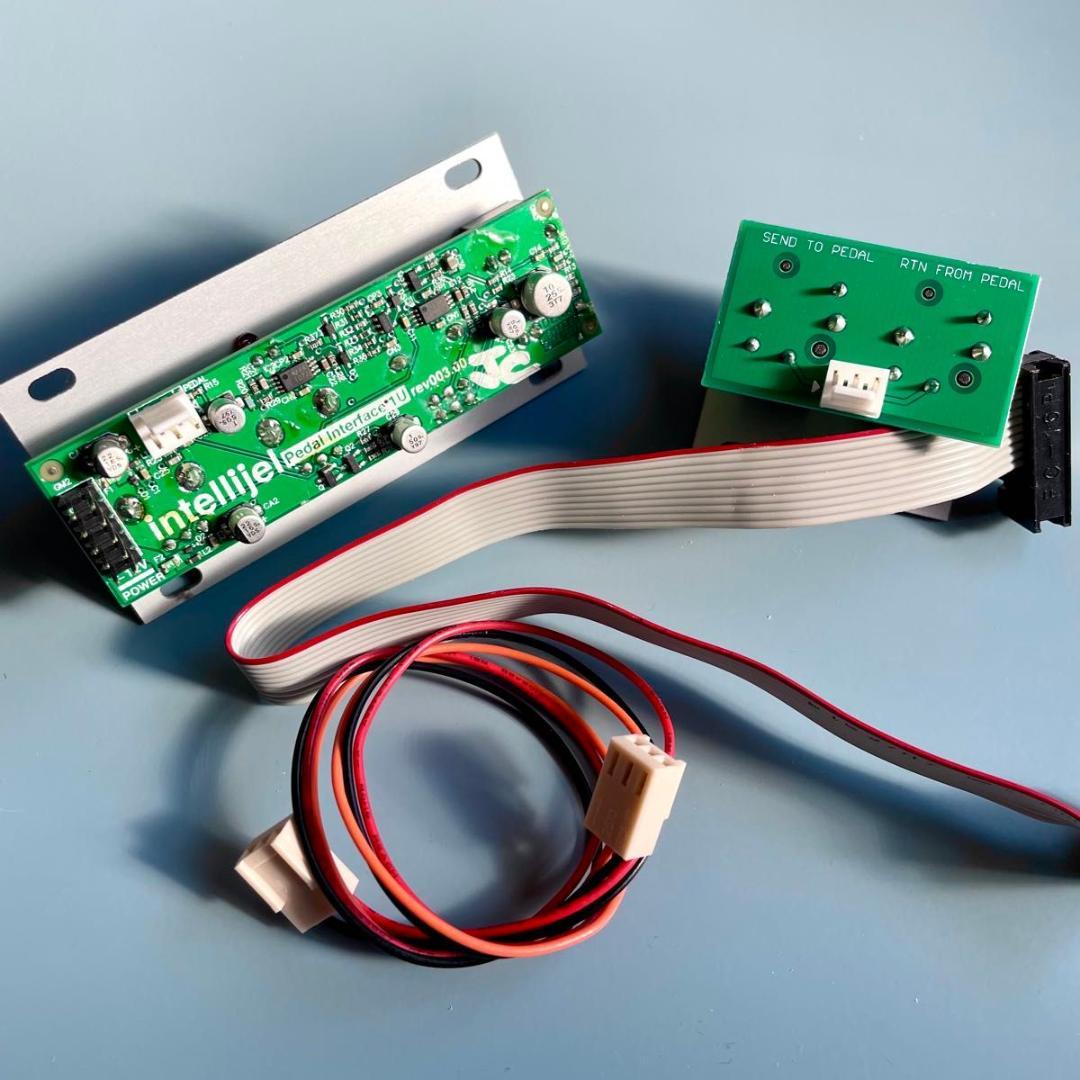 鍵盤楽器 Intellijel Designs Pedal I / O 1U