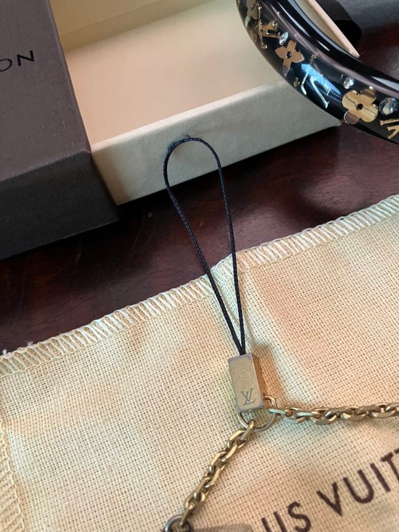 LOUIS VUITTON 黒 モノグラム　正規品　極美品　バングル　ストラップ
