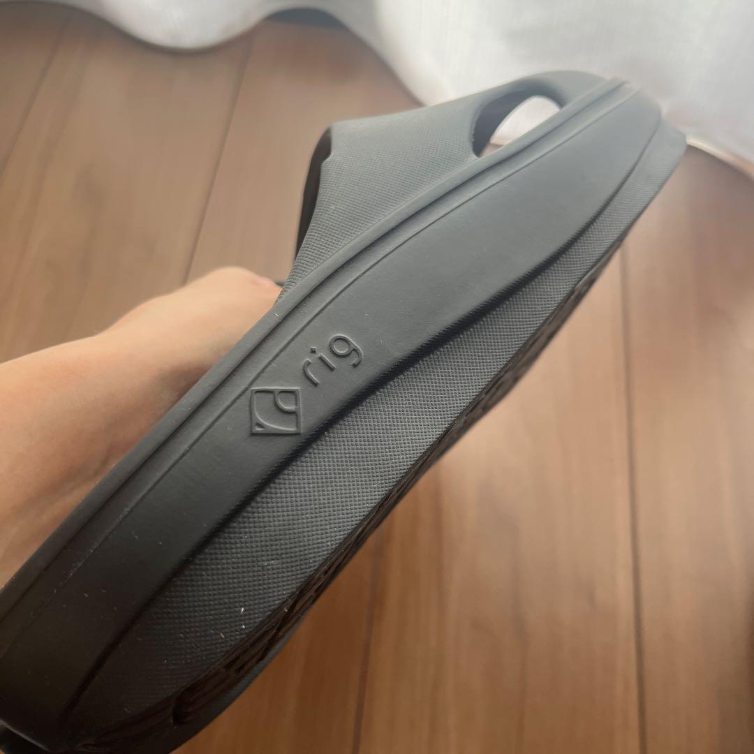 rig リカバリーフットウェア　サンダル