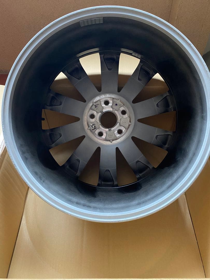クラウンスポーツ純正ホイール21インチ　傷あり