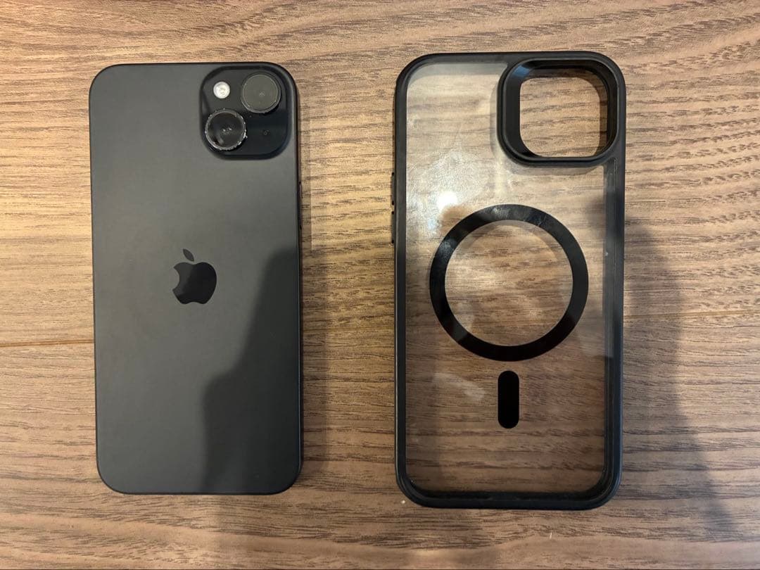 iPhone15plus128GBブラックsimフリー　バッテリー87%