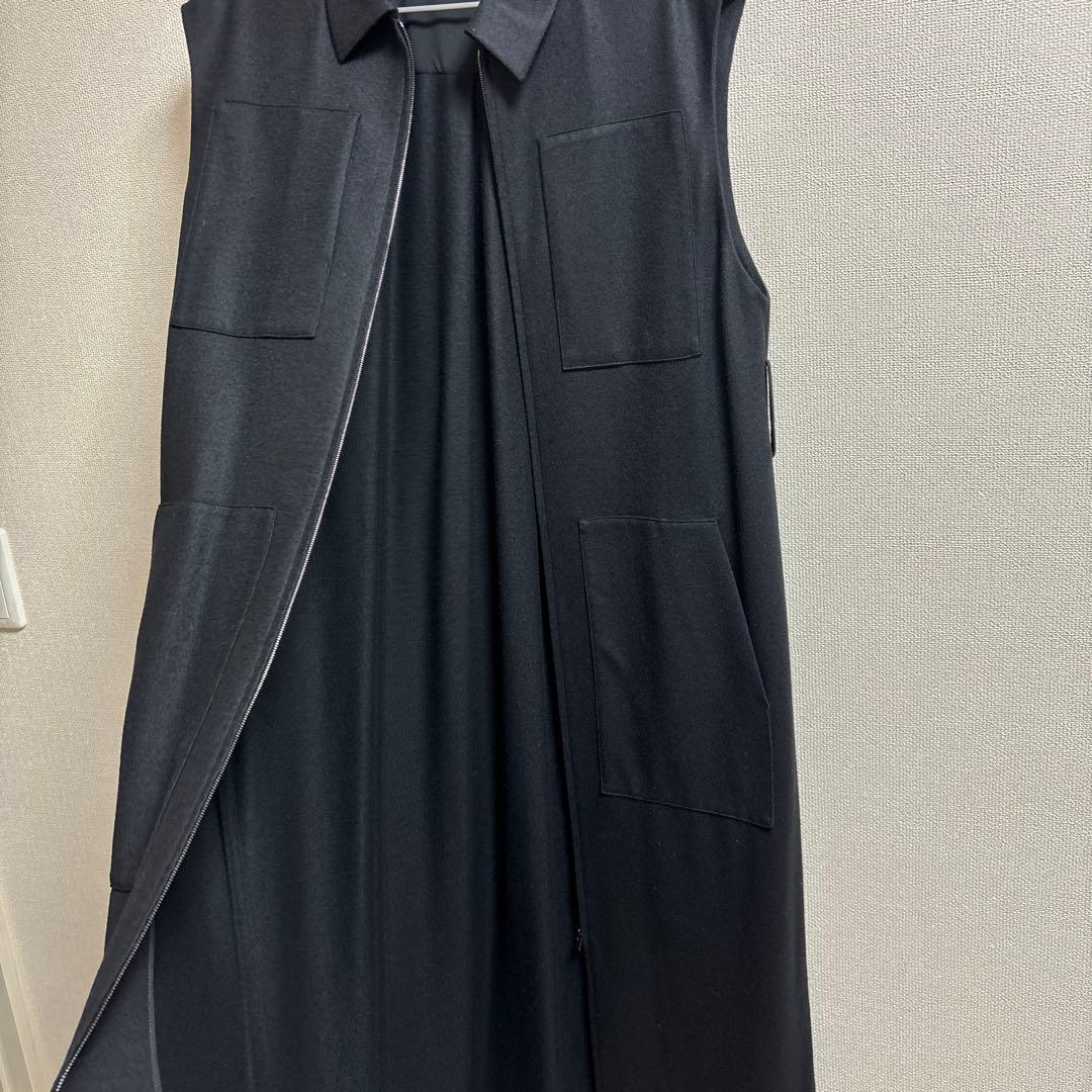 セオリーリュクス　ベスト　ジレ　ブラック　襟付き　38号　黒　ロング　フォーマル