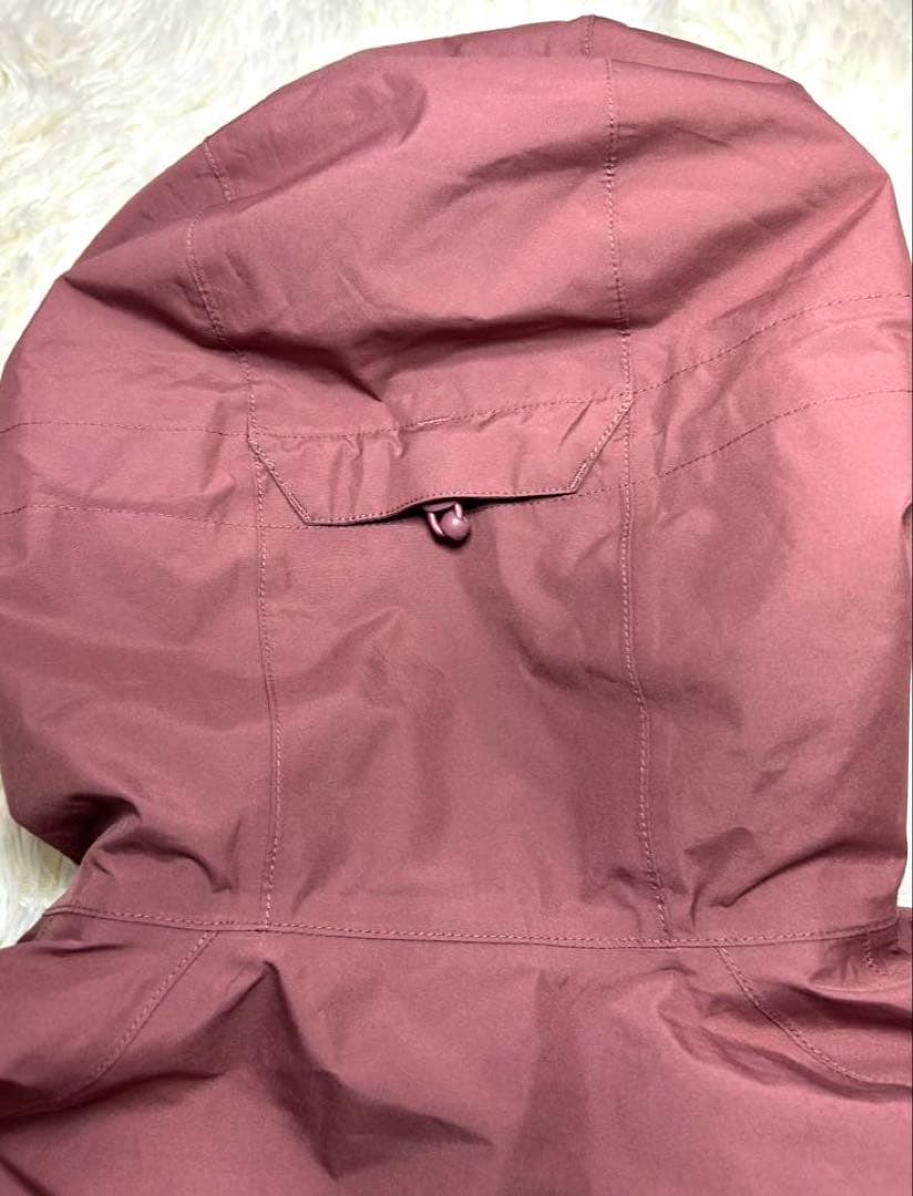 Burton ゴアテックス　フード付きジャケット Mサイズ　ピンク