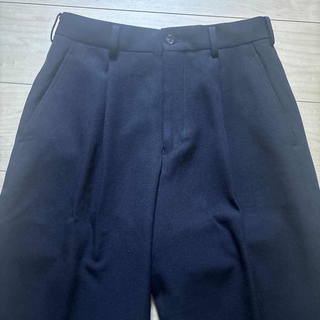 1タックテーパードパンツ　濃紺　XS