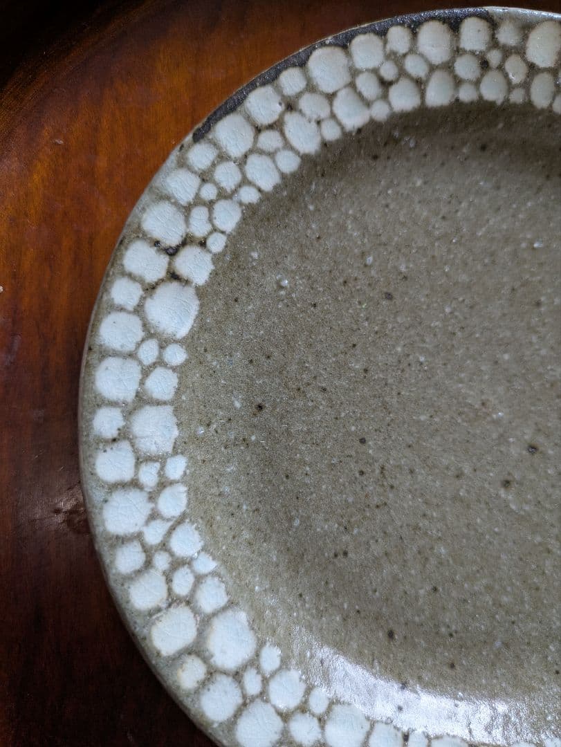 薮本寛之さん　ドット三重お皿　16cm 陶器皿 2枚セット 黒とグレー