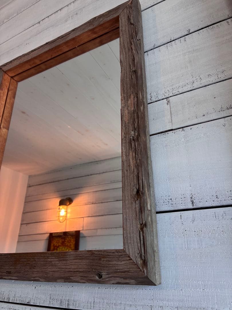 【大】海辺の潮風と太陽で天然エイジングされた無垢古木を使った壁掛けミラーNO.1