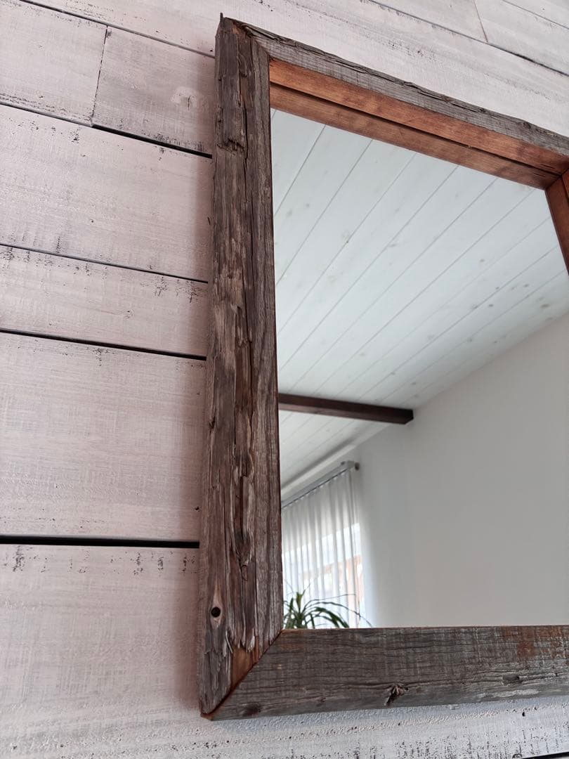 【大】海辺の潮風と太陽で天然エイジングされた無垢古木を使った壁掛けミラーNO.1