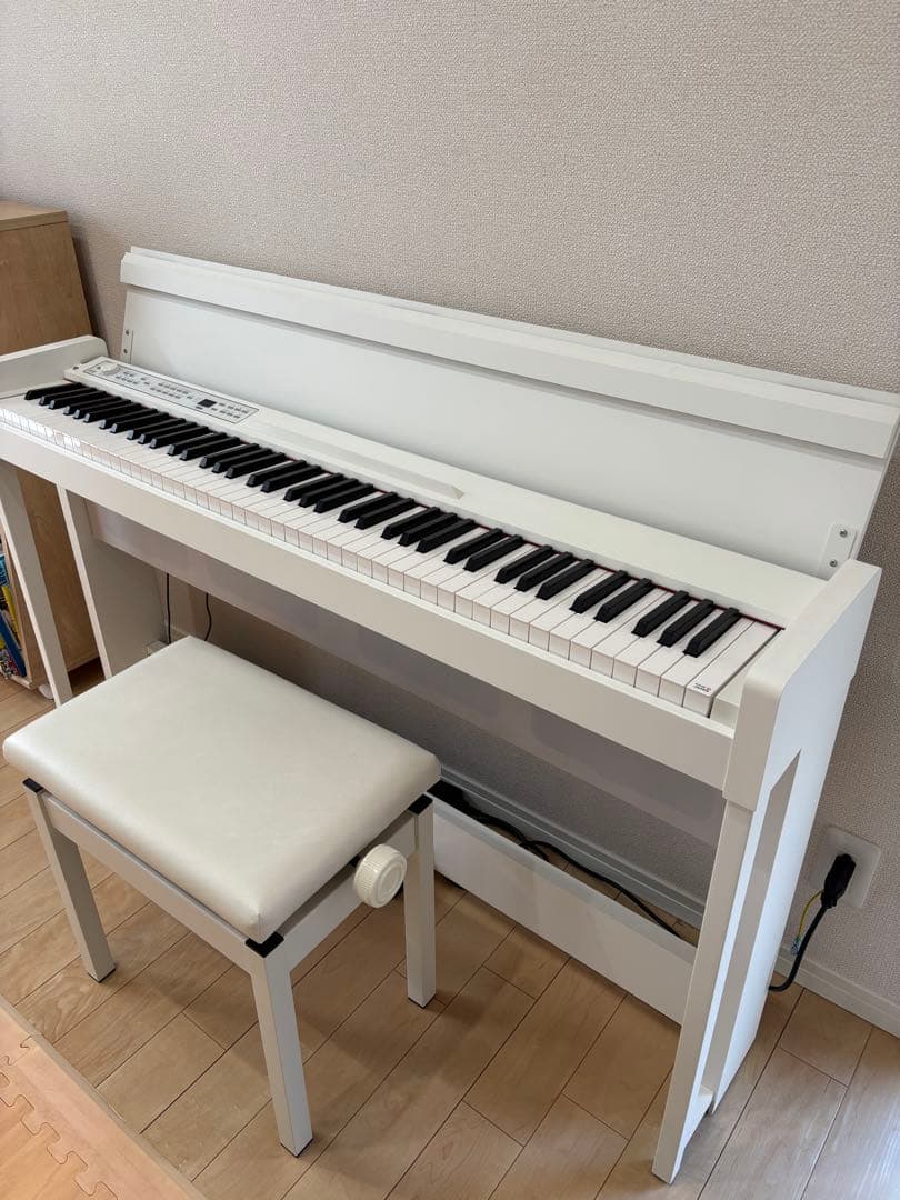 【かものはしこ】コルグ　KORG C1 Air 電子ピアノ　ホワイト　白
