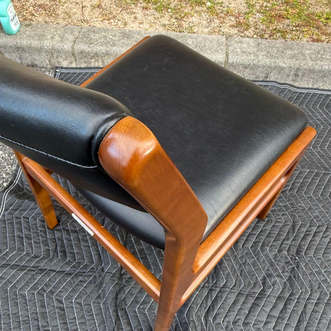 ② カリモク60 プラス　アームレス　ダイニングチェア ブラック ヴィンテージ