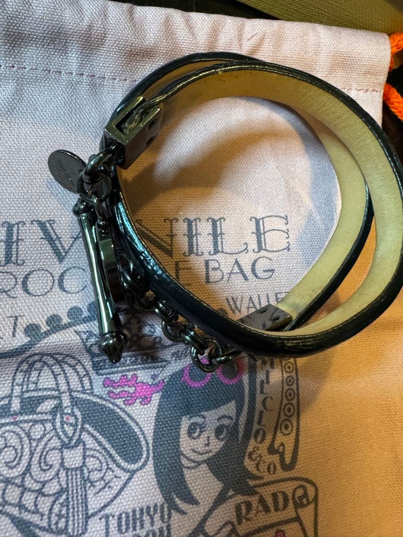 チビナイル　馬蹄チャーム&バングル　黒　クロコダイル　ペンダントのおまけ付き