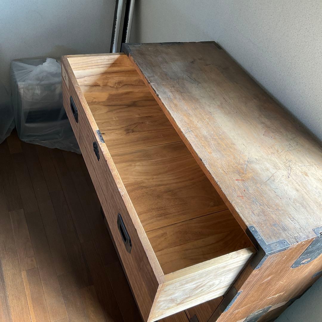 昭和家具　木製箪笥 4段 伝統的な和風デザイン　②