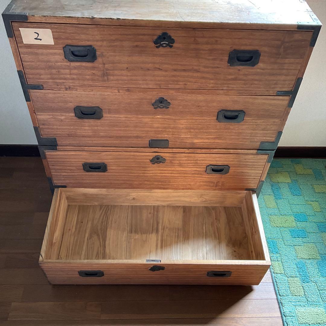 昭和家具　木製箪笥 4段 伝統的な和風デザイン　②