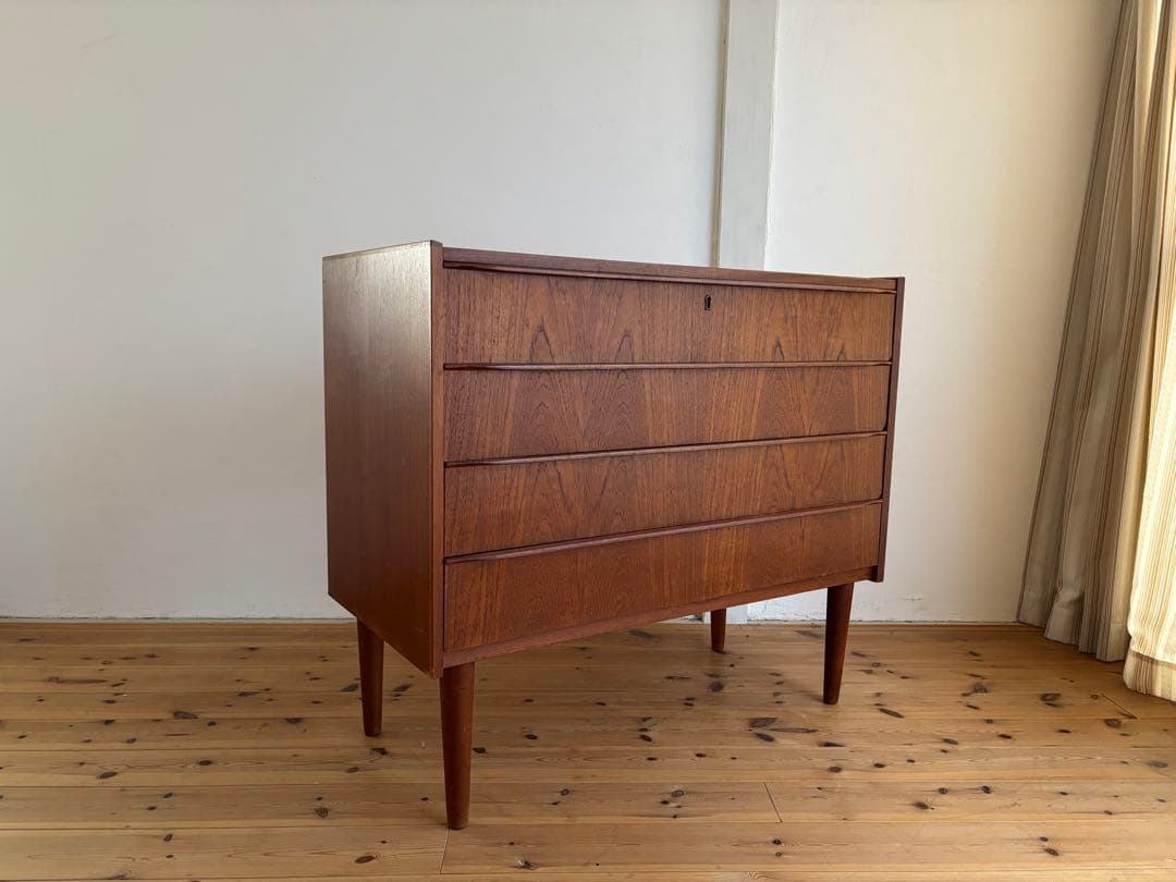 北欧ヴィンテージ　チーク　デンマーク　チェスト