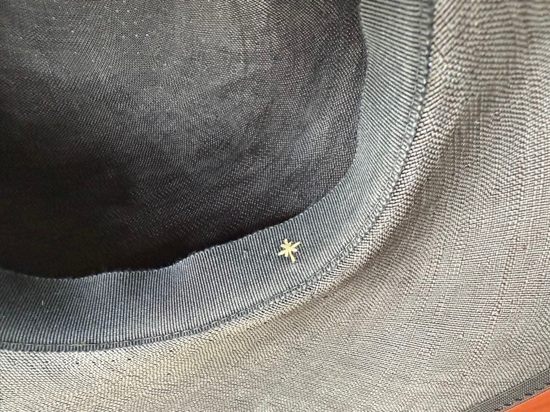 mina pern 麻素材のお帽子