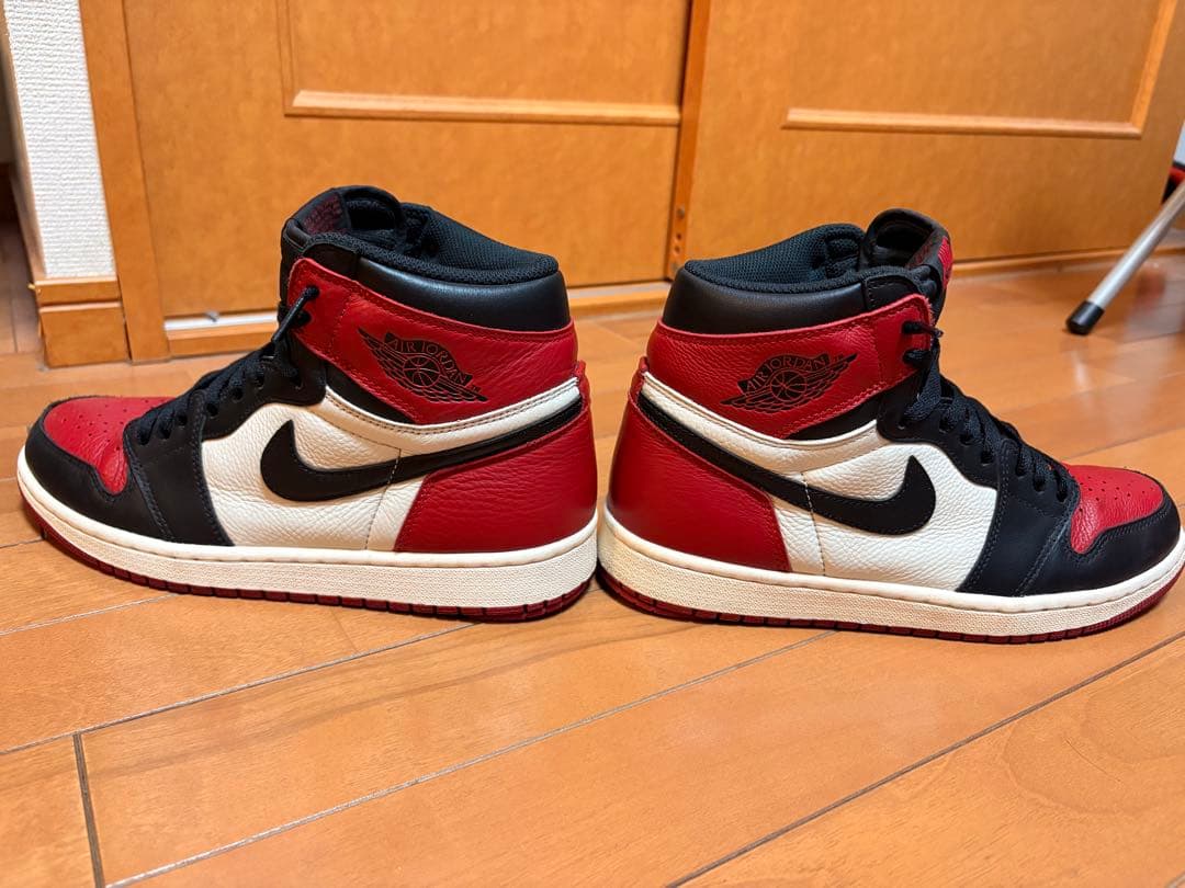 Nike Air Jordan 1 赤/黒/白　555088-610