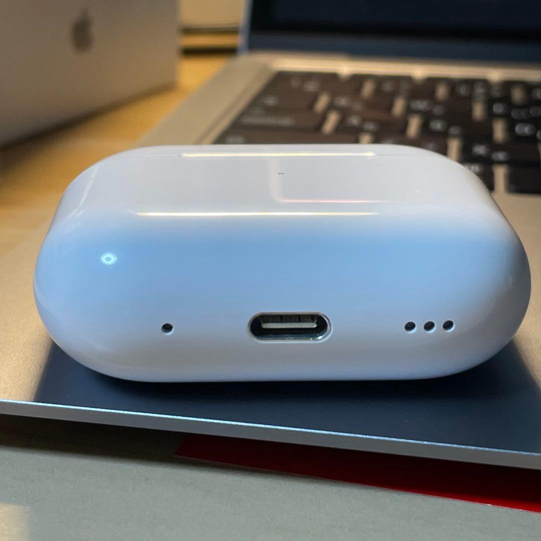 【美品】　AirPods Pro 第2世代 USB-C 全機能正常・付属品完備
