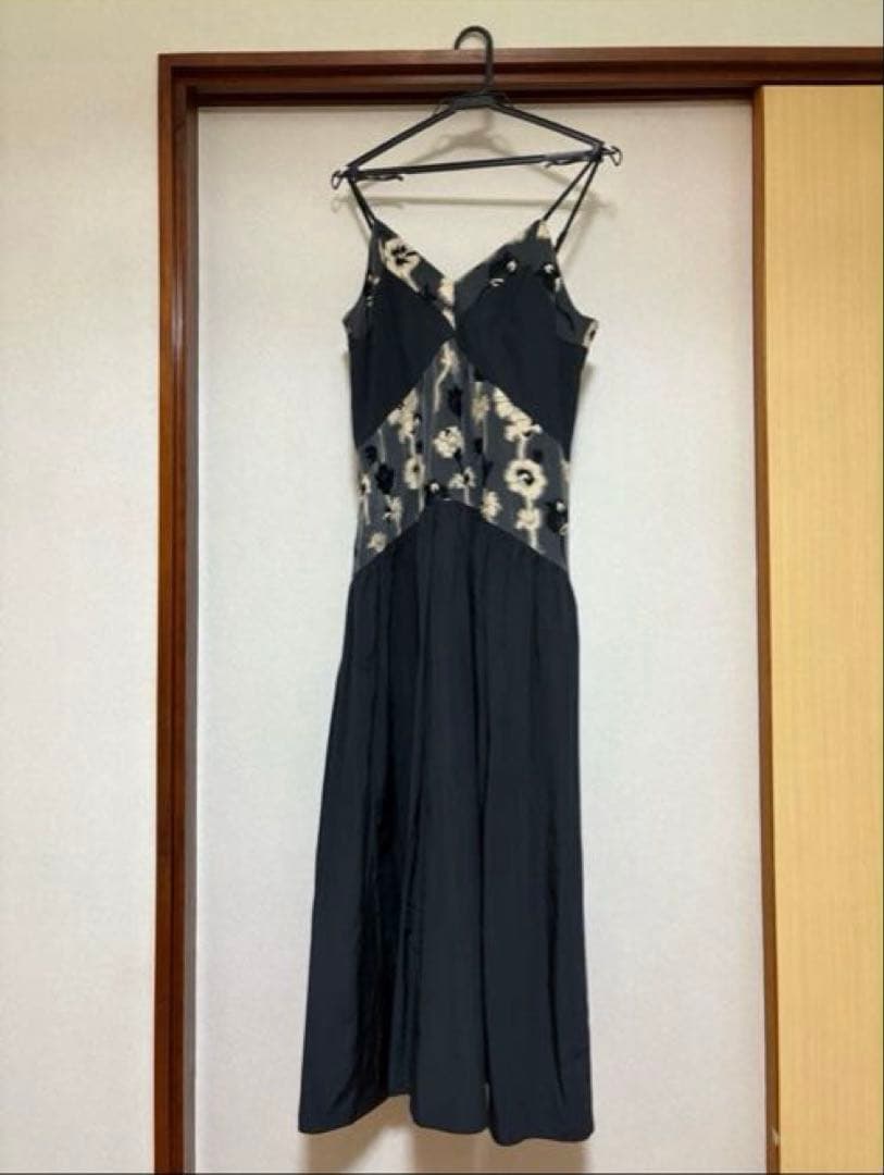 resil 桐生ヴィンテージフラワーキャミソールドレス