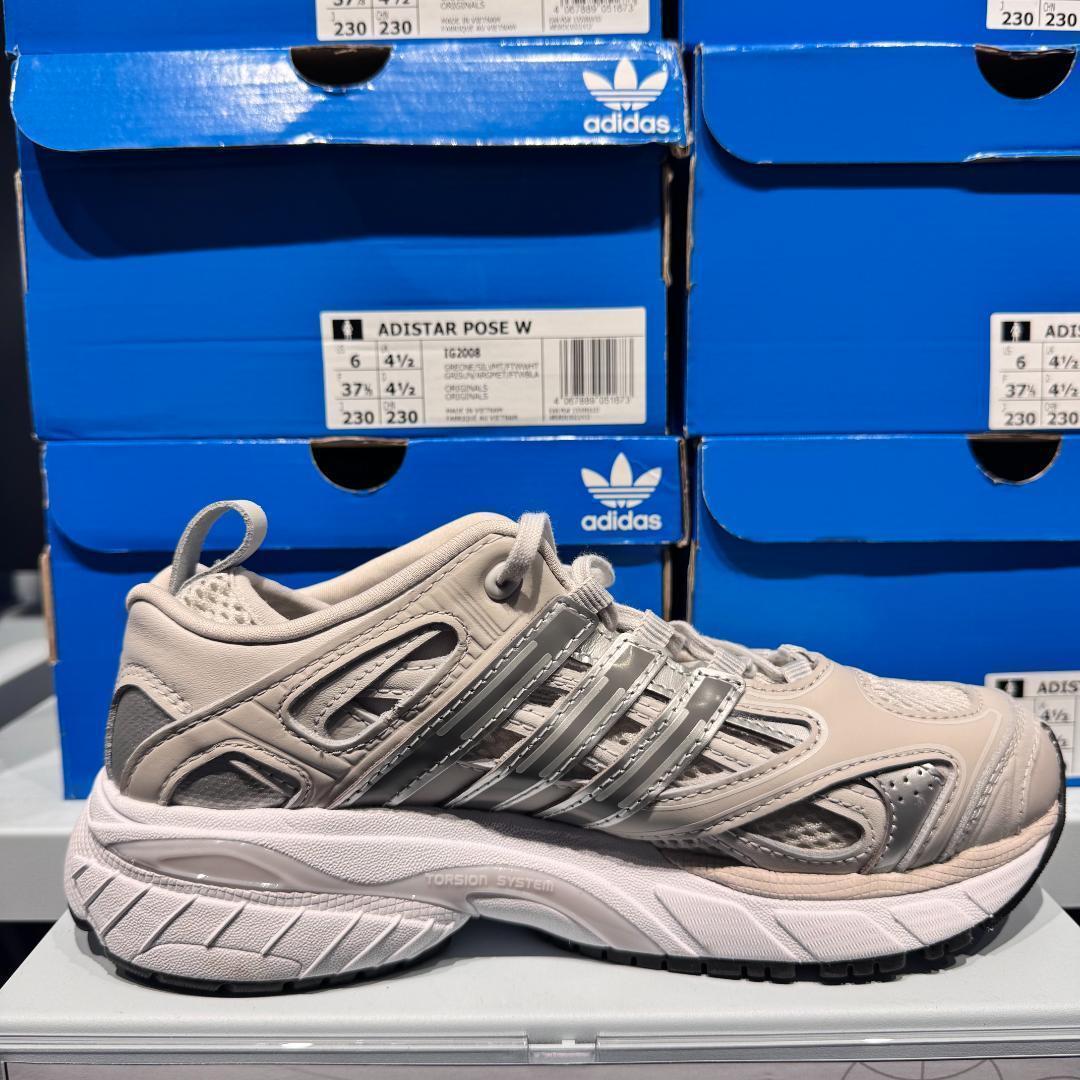 【人気】アディダス ポーズ ADISTAR POSE W 24.5