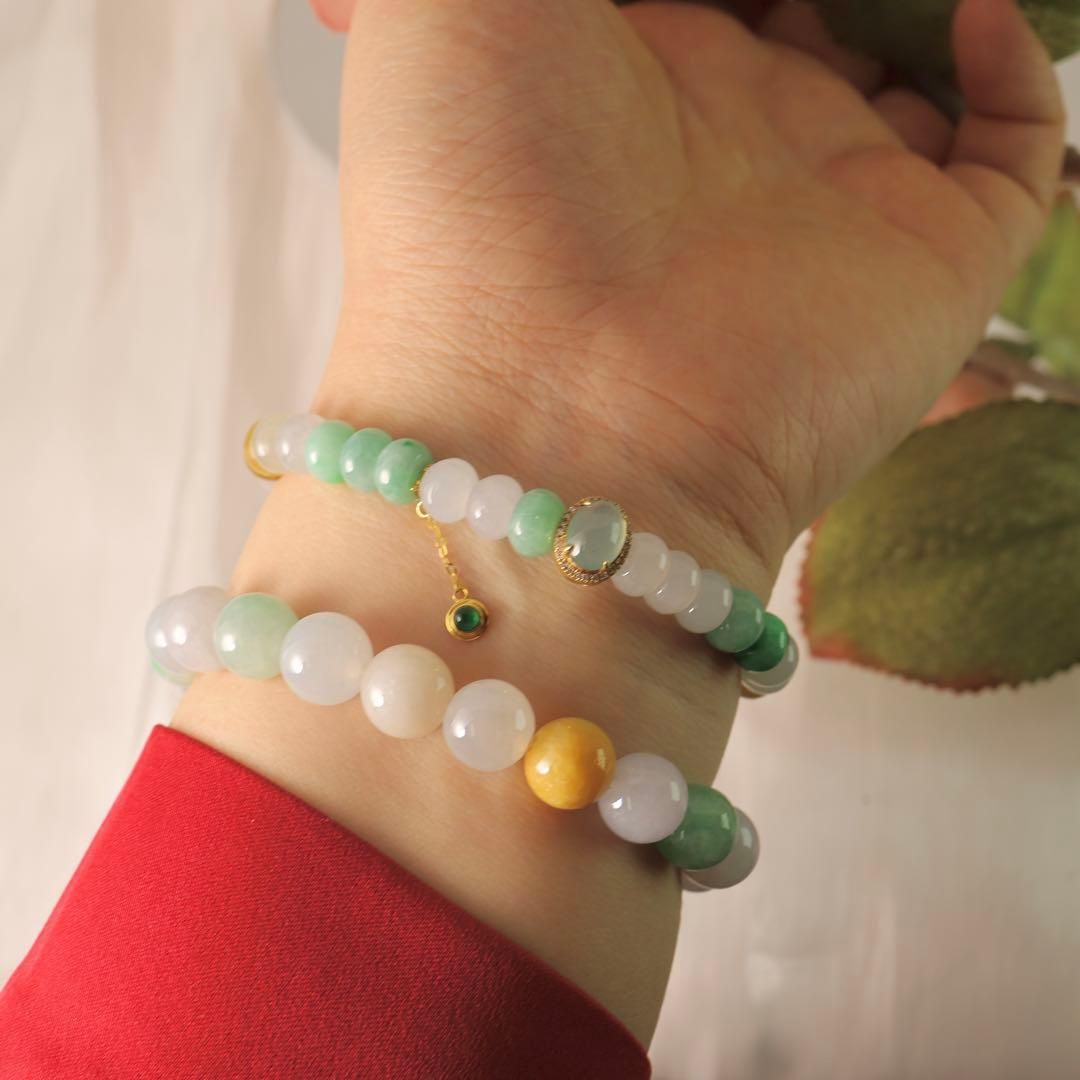 セール！G076ゴールド18K ミャンマーAジェイド本翡翠付きチェーンチャーム