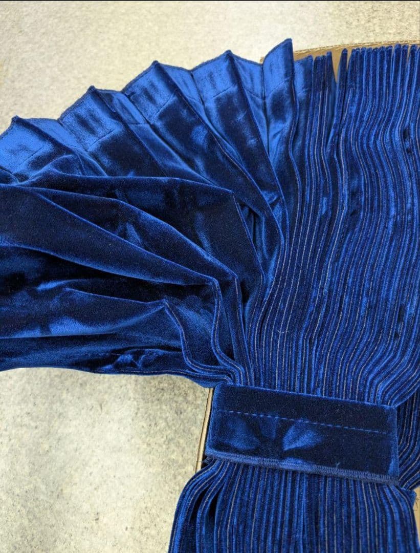 新品　アコーディオン仮眠カーテン　コスモス濃紺　テクノガレージ製