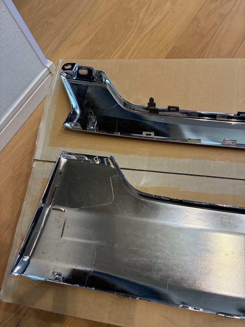 ⭐︎極美品⭐︎ ハイエース 200系 純正 グリル